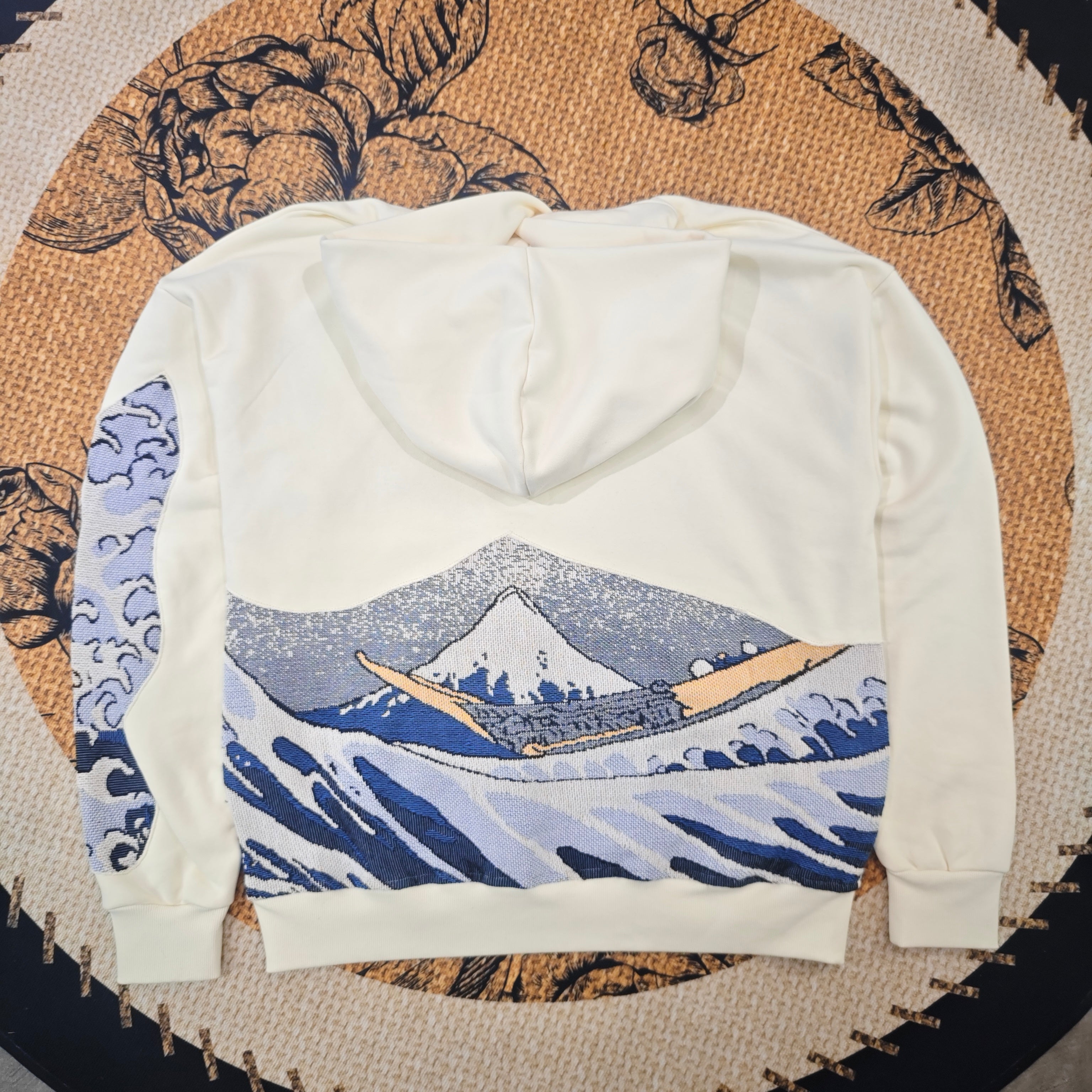 MENDORA OCEAN PATCHWORK TAPESTRY HOODIE