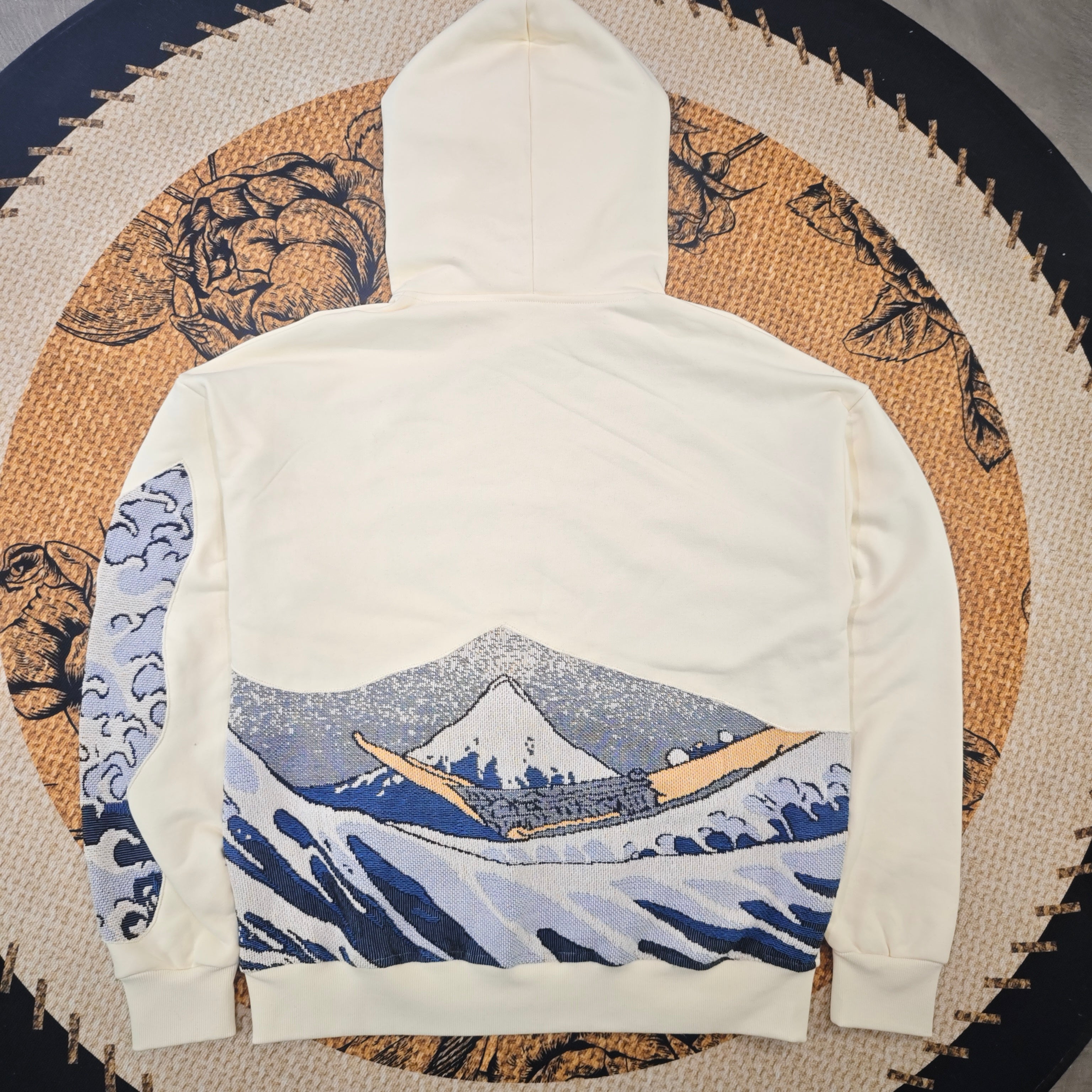 MENDORA OCEAN PATCHWORK TAPESTRY HOODIE
