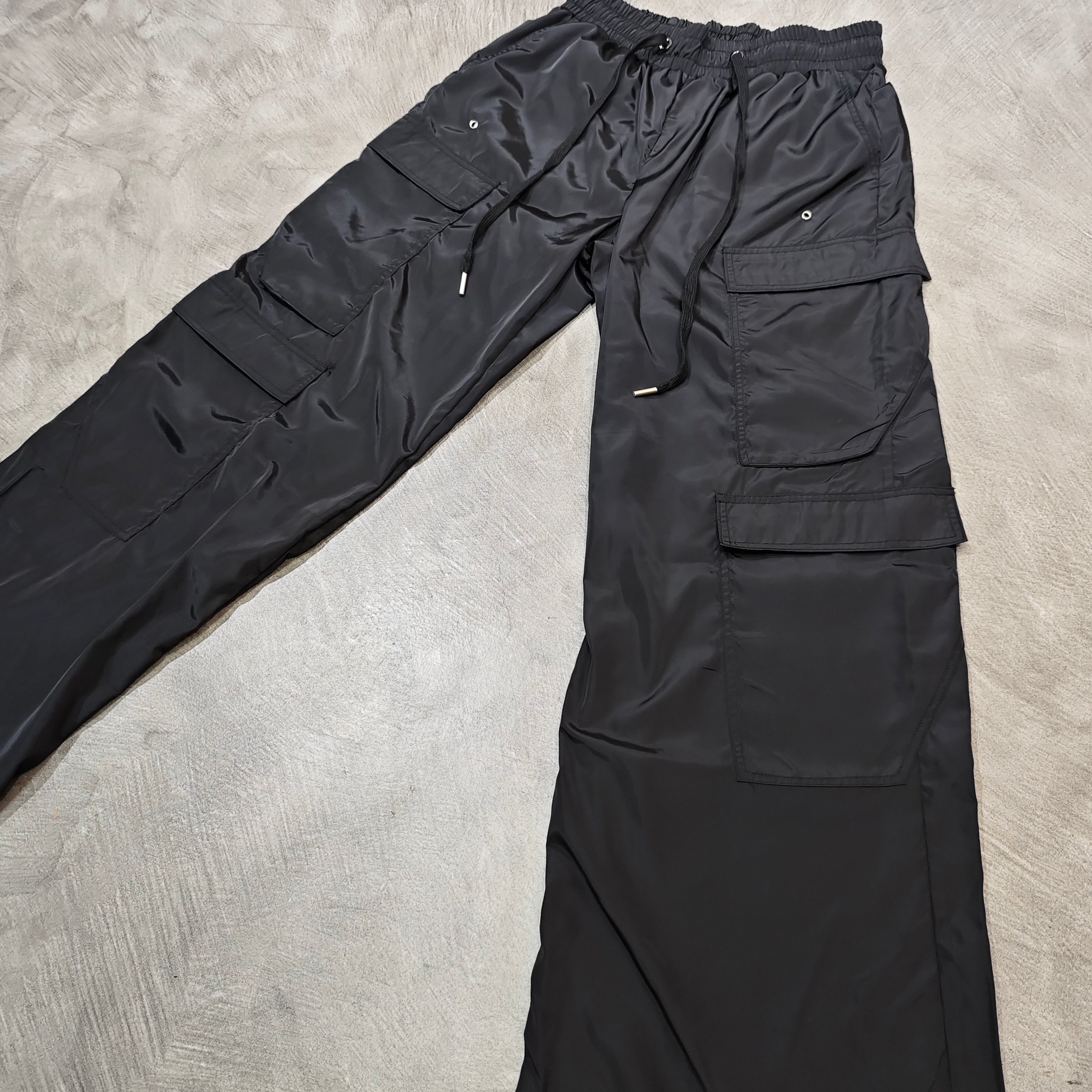 MENDORA BLACK LOOSE STYLE PANT