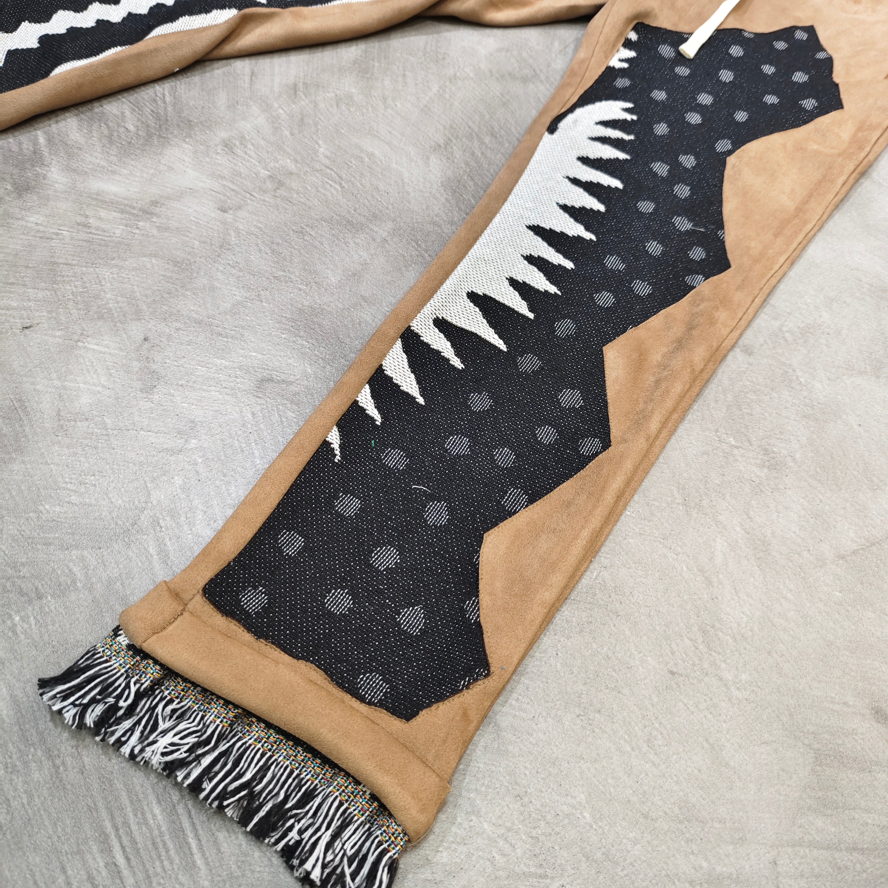 MENDORA FAUX SUEDE PANT WITH BLACK WHITE TAPESTRY