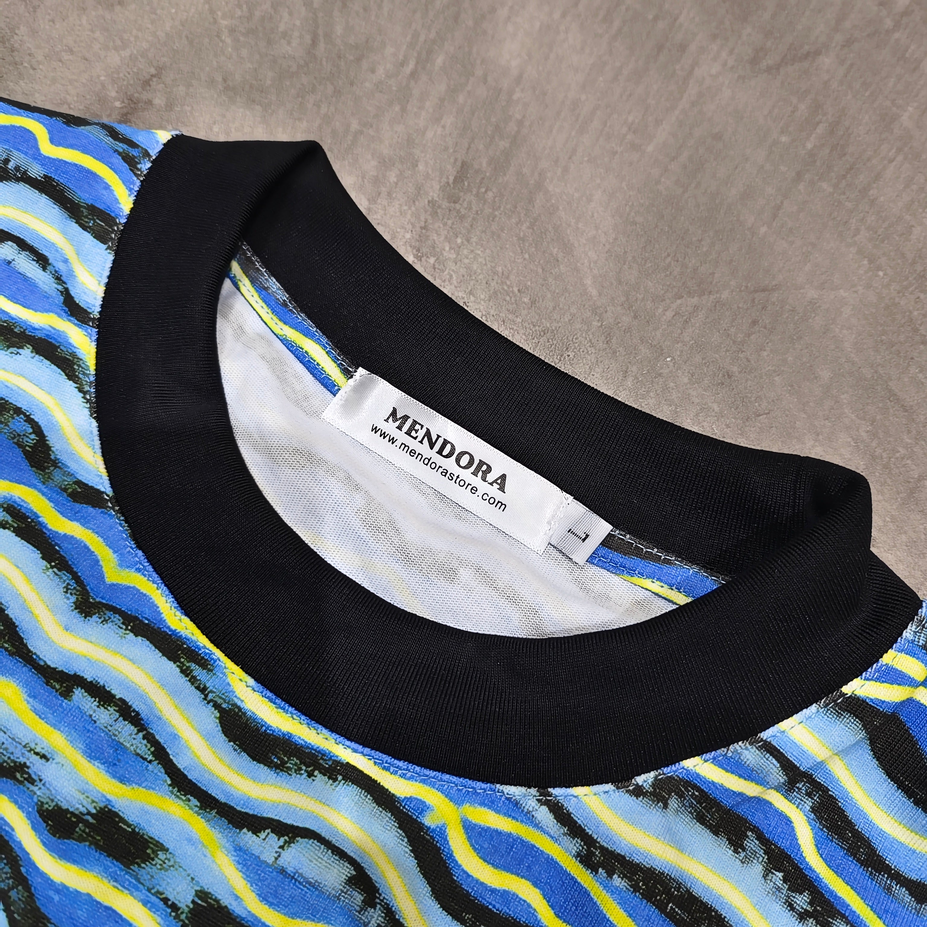 MENDORA DIRECT INJECTION STRIPES TEE