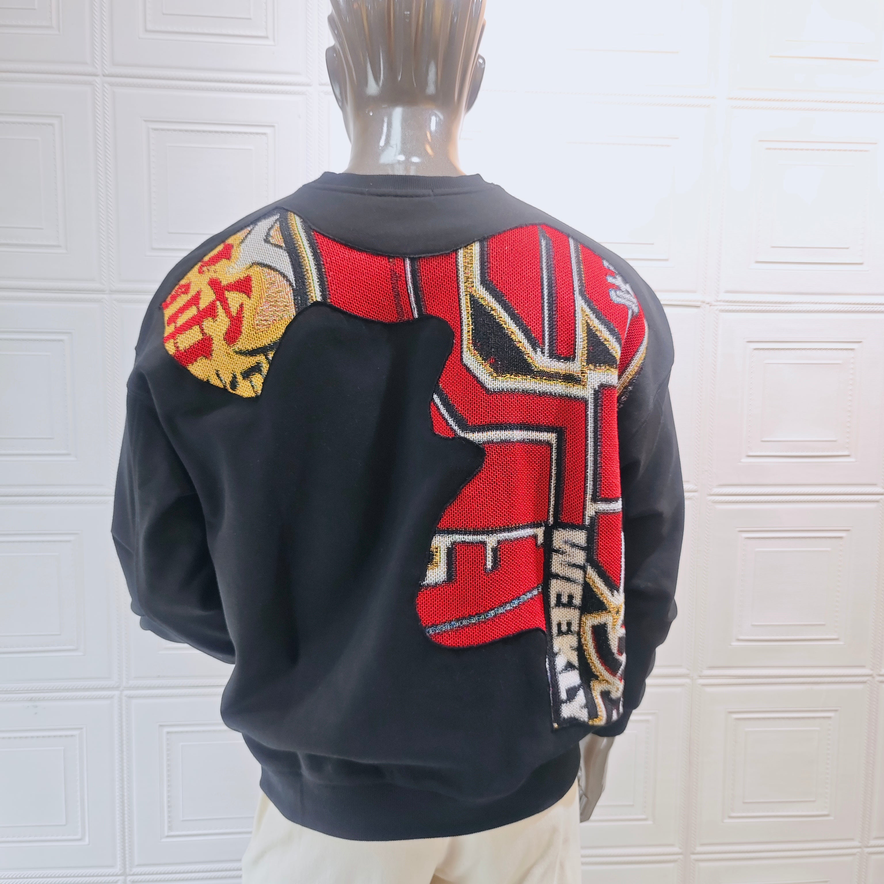 MENDORA ONE PIECE LUFFY PATCHWORK TAPESTRY CREW NECK